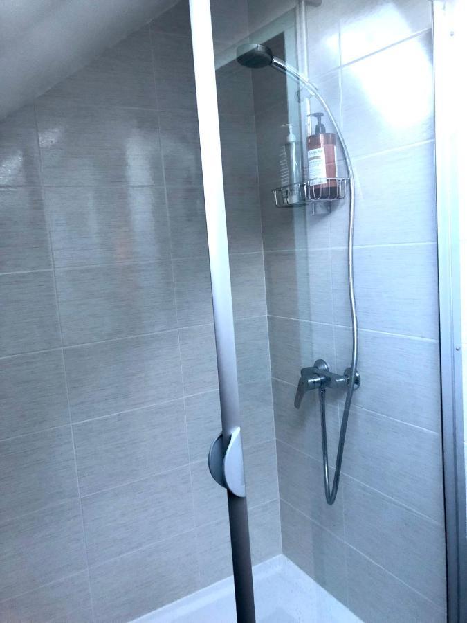Chambre Double Avec Salle De Bain Privative Auxerre Exterior foto
